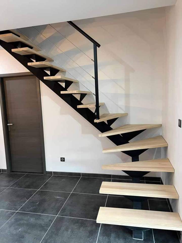 Installation d’escalier sur mesure Saint-Pons-la-Calm